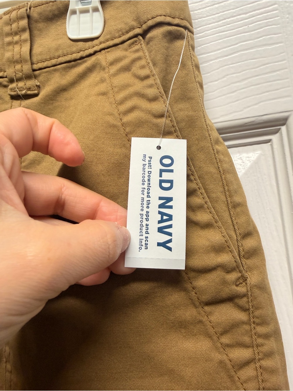 Old Navy Tan Utility Patch-Pocket High-Rise Shorts - Picture 3 of 5